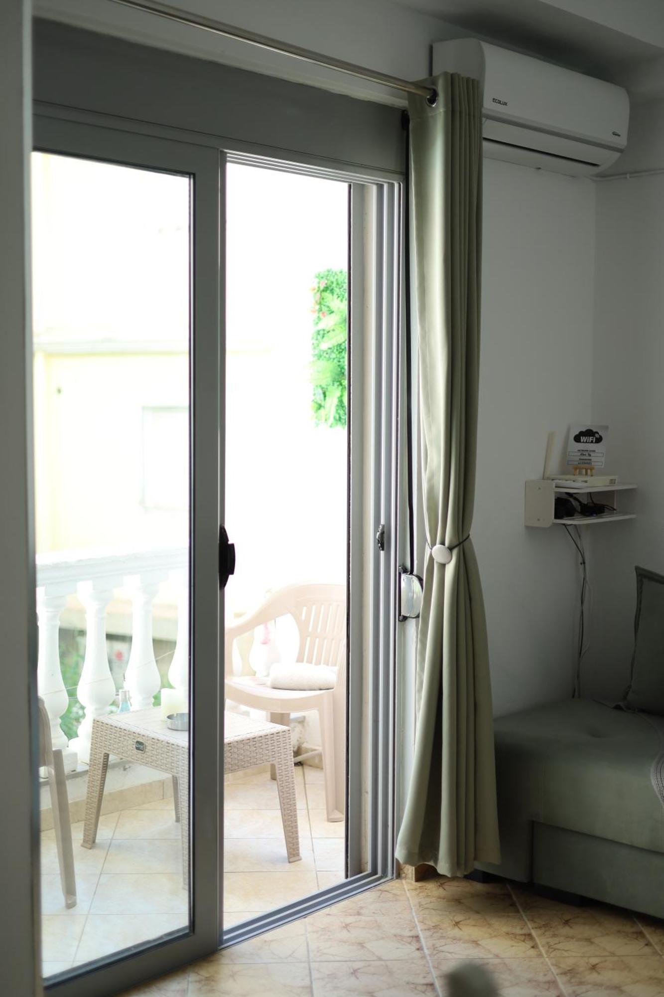 Happy Apartment Sarandë Exterior foto
